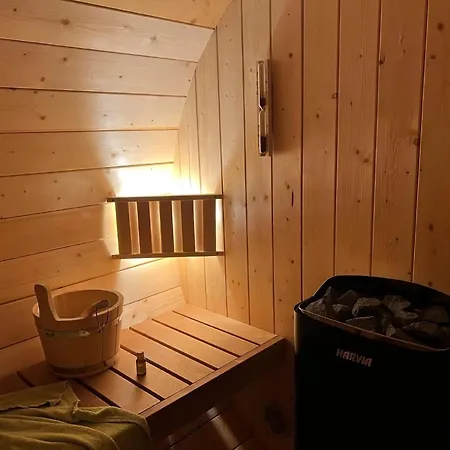 Mit Whirlpool Und Fass Sauna Im Schwarzwald شقة